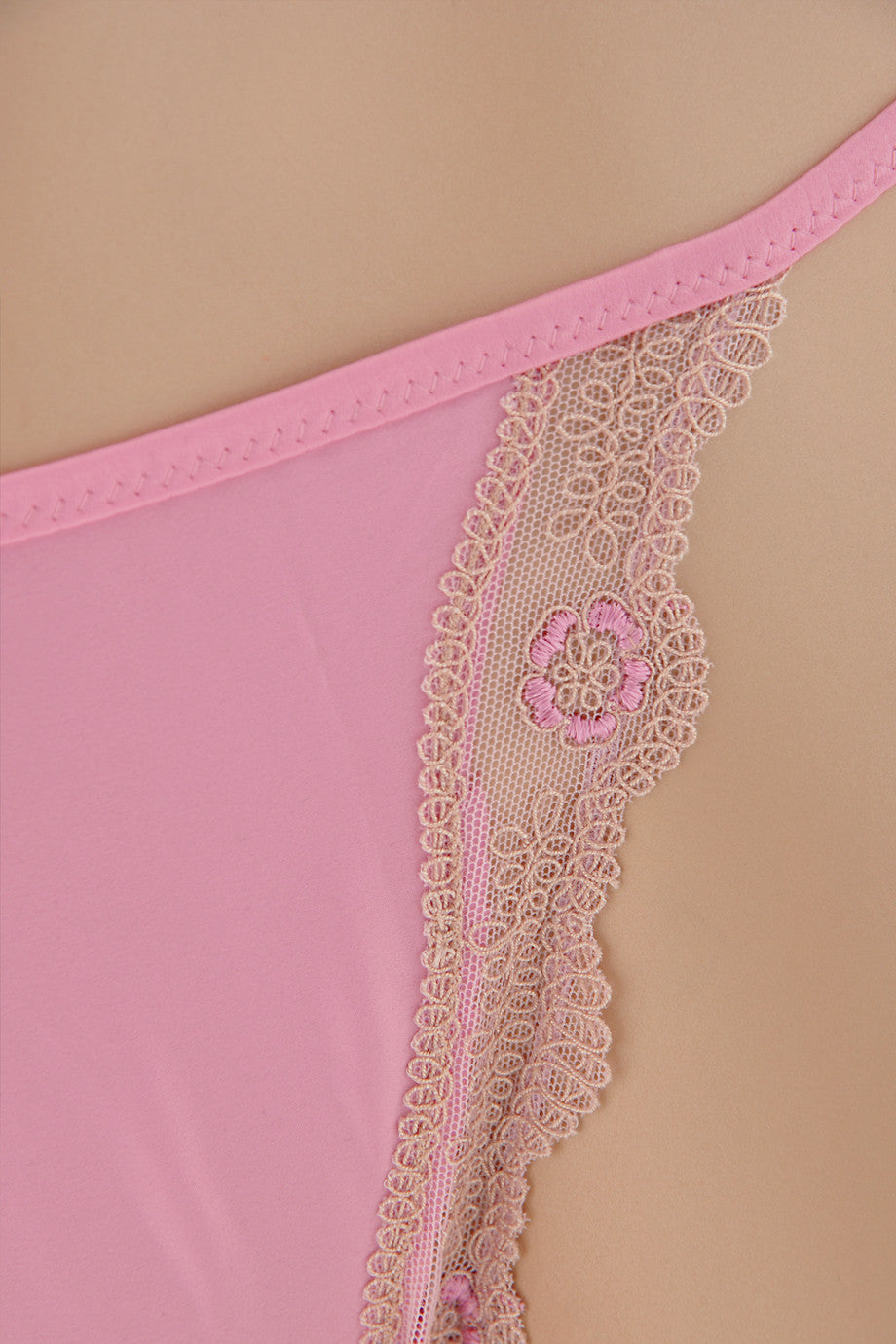 Ροζ Στρινγκ - Argentovivo | Γυναικεία Εσώρουχα