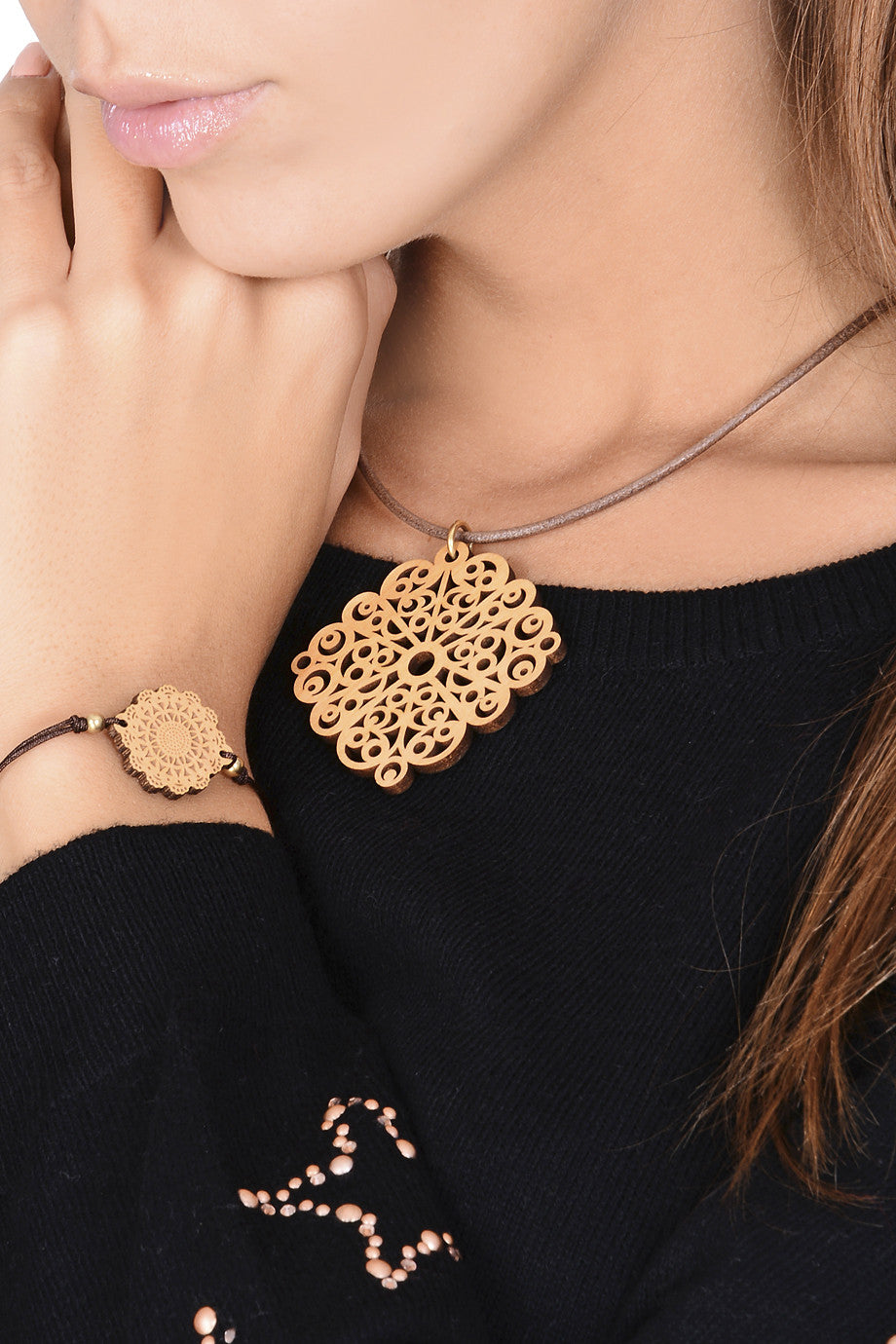 Καφέ Ξύλινο Μενταγιόν | Κοσμήματα