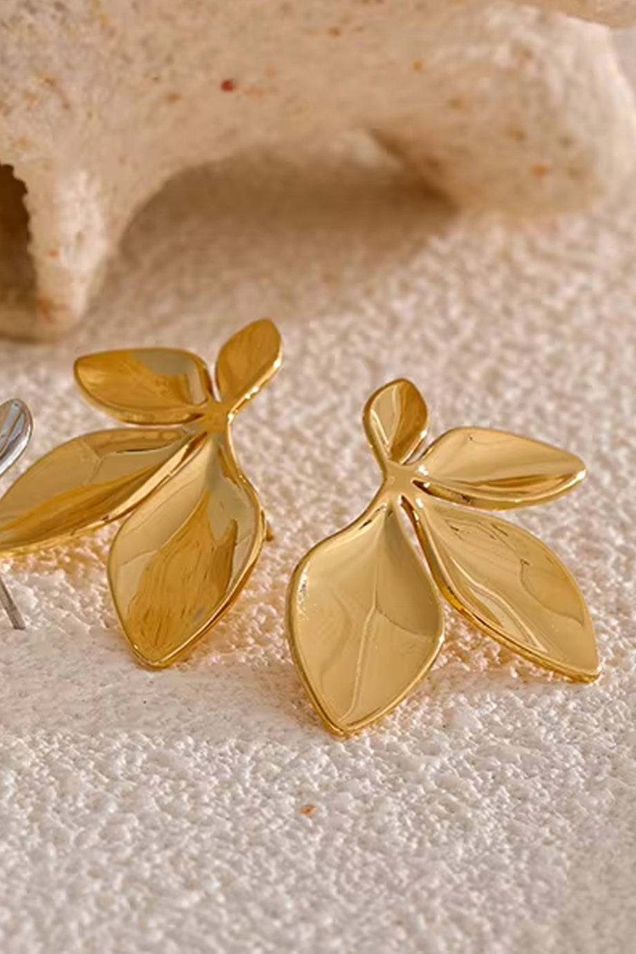 Jasmin Gold Flower Earrings