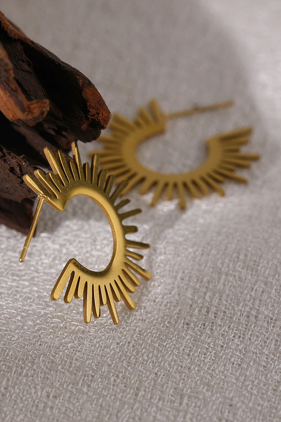 Sunny Χρυσά Σκουλαρίκια Κρίκοι | Κοσμήματα -  Σκουλαρίκια Sophie Annar