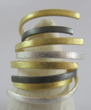 Sartinia Gold Archaic Ring